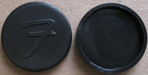 Fender F cap